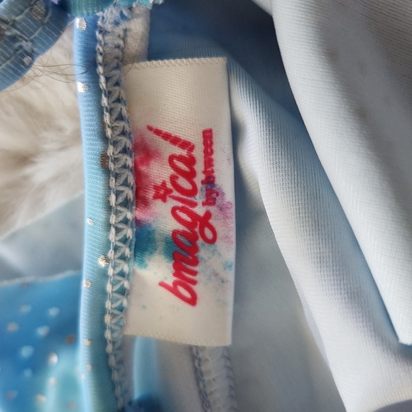 Absolutely Adorable two piece swimsuit for little girl. - Picture 6 of 6